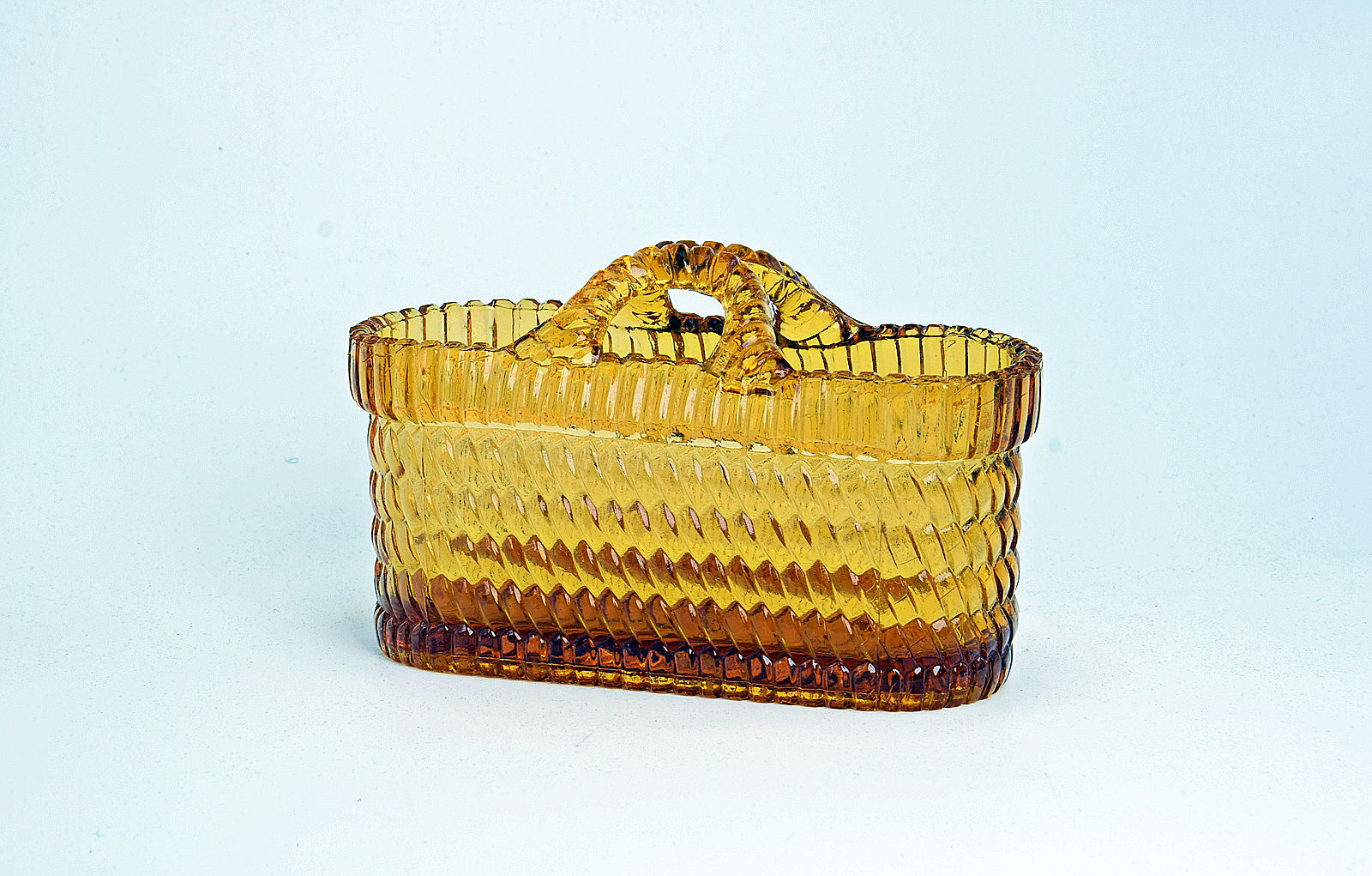 Sowerby gold amber, 2 handled, oblong basket weave posy