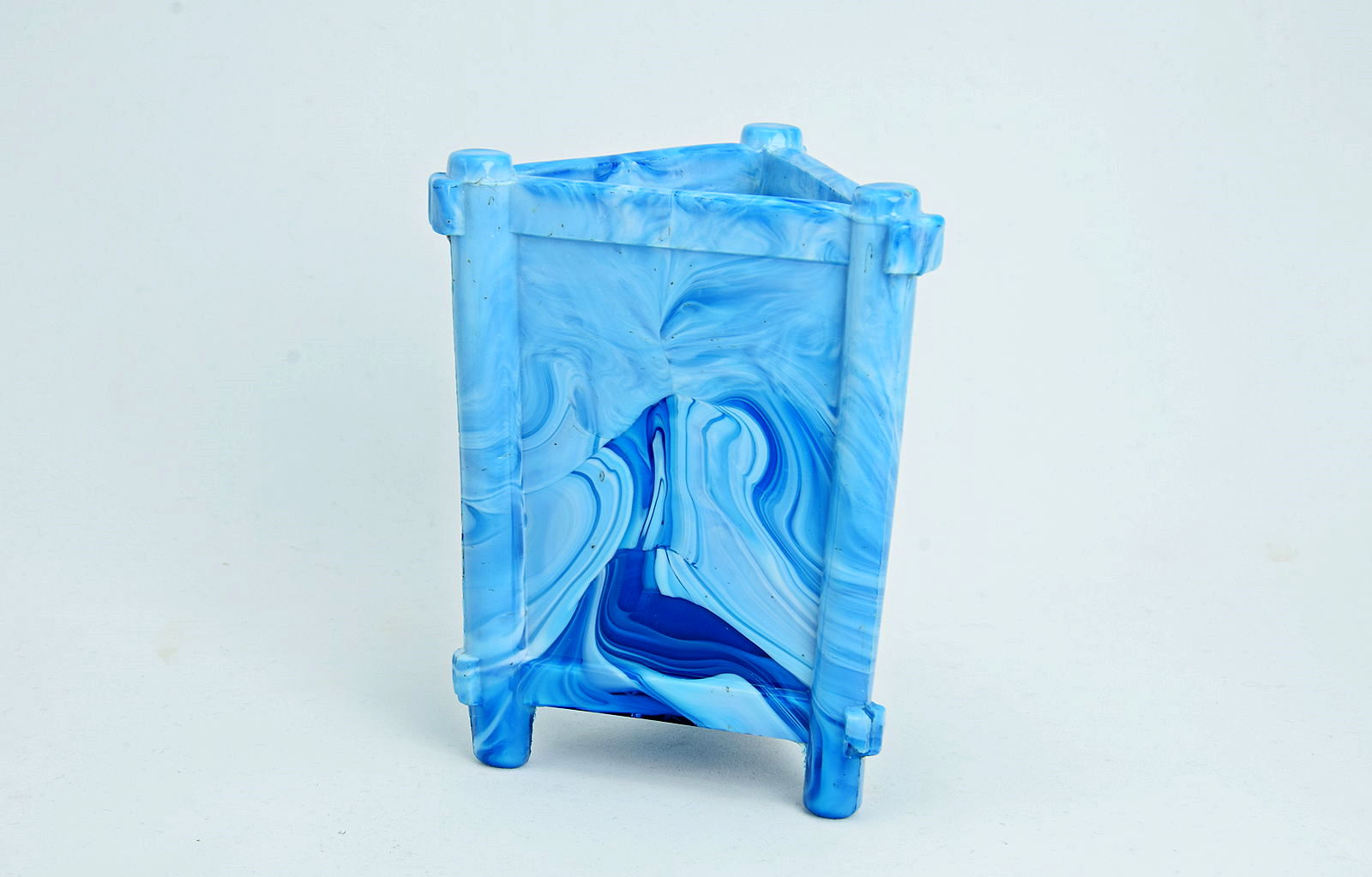 Sowerby blue malachite, triangular flower trough