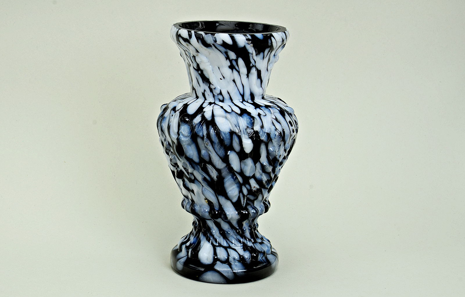 Sowerby marble glass, Black vase with acanthus leaf decoration with white marbling