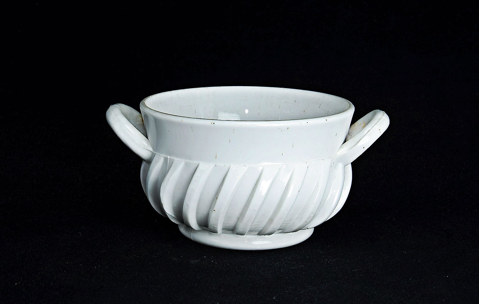 Sowerby opal white, posy vase with 2 handles