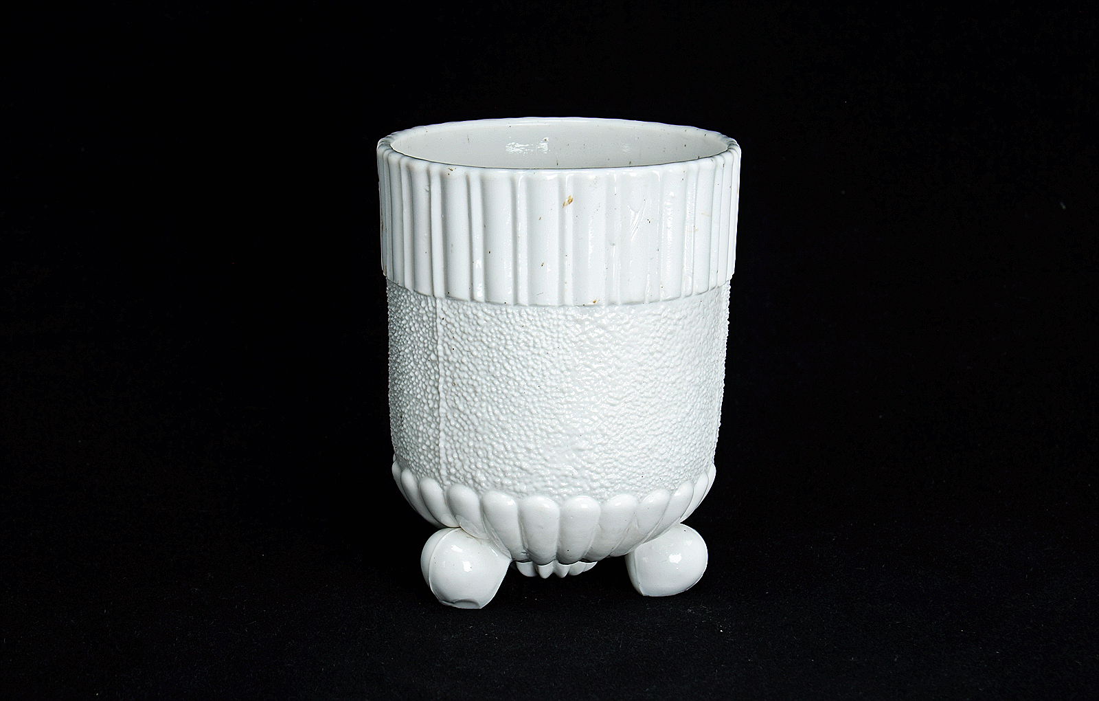 Sowerby opal white, small posy vase with three ball feet