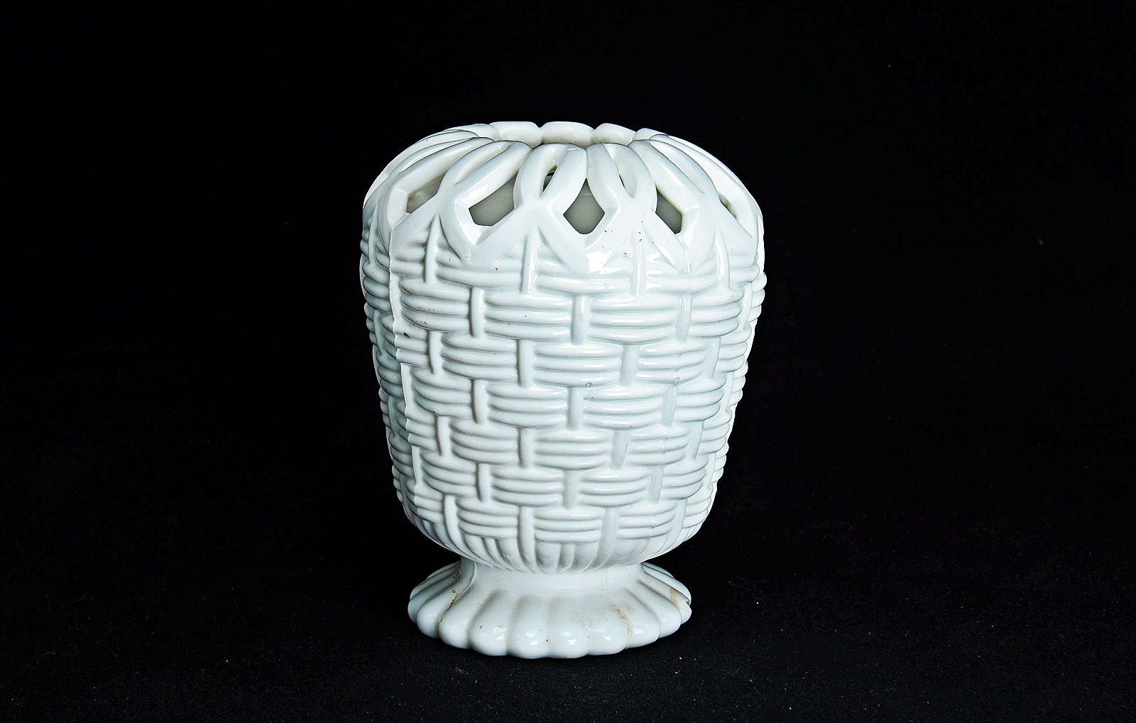 Sowerby opal white, vase with basket weave pattern with crimped top decoration