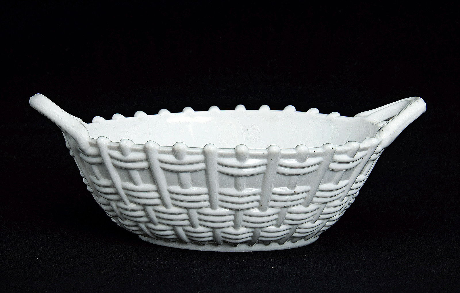 Sowerby opal white, two handled basket with basket weave pattern